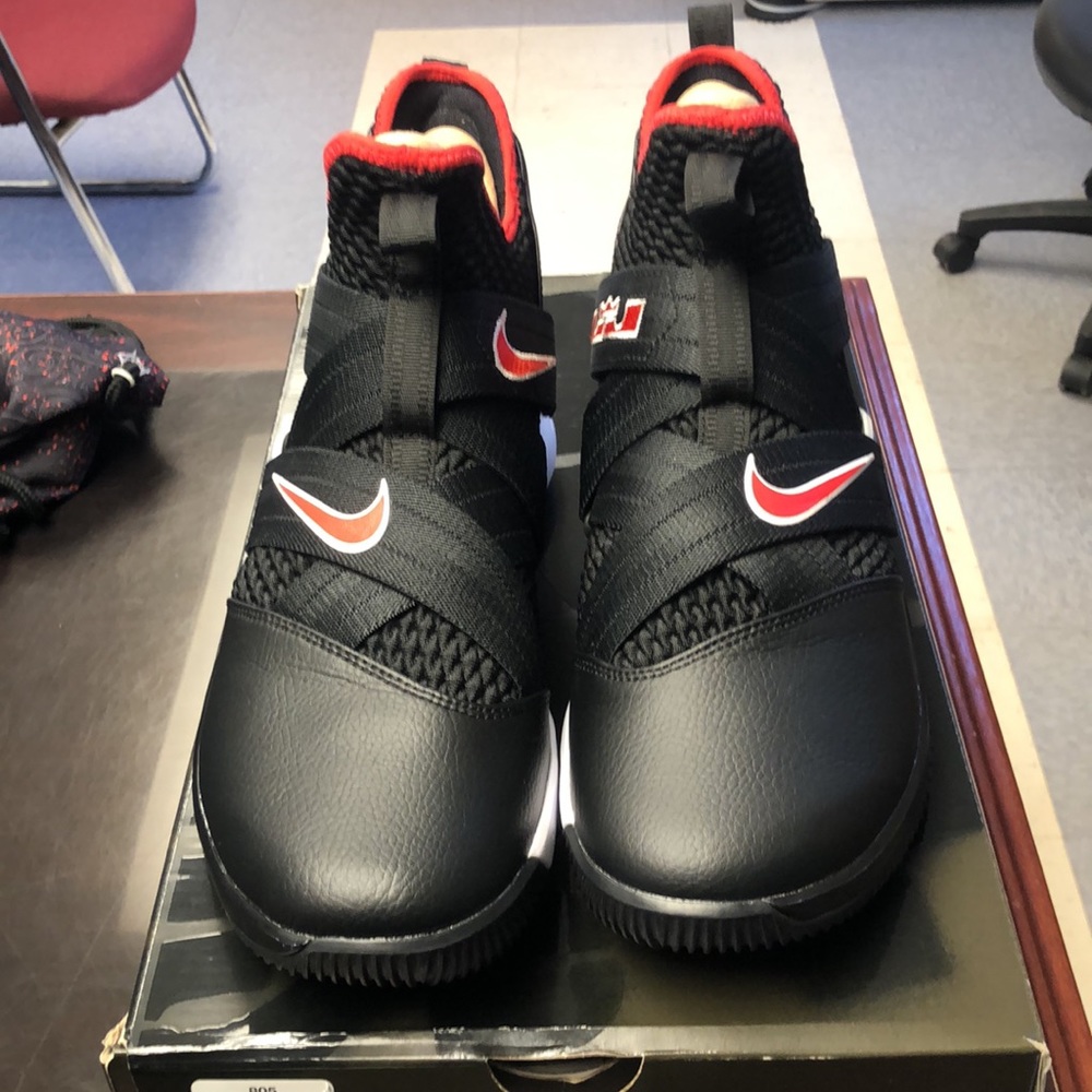 Lebron Soldier XII